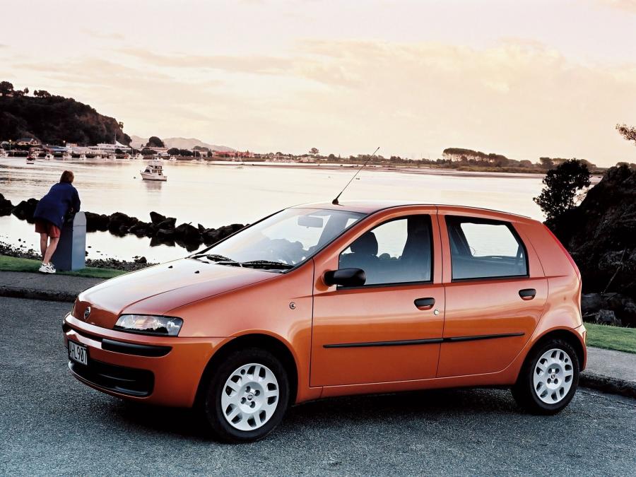  Fiat Punto 5-Door (NZ) 2002 года  (фото 6 из 9)